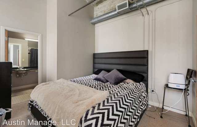 710 Colorado St #8J Gallery 4