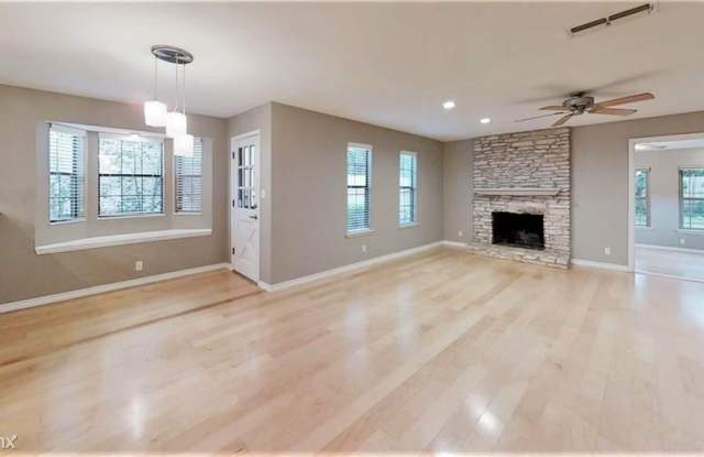 11600 Big Trl Gallery 3