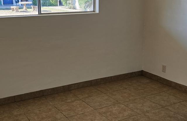 110 S. Allen - A Gallery 1
