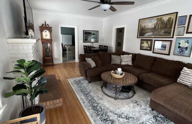 2626 3rd Avenue North Gallery 3