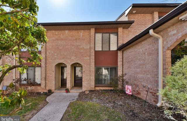 712 STONYBROOK - 712 Stonybrook Drive, Montgomery County, PA 19403