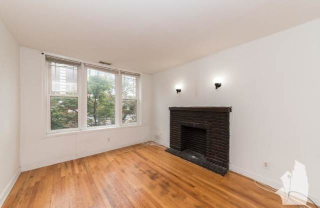 1509 W Barry Ave photos photos