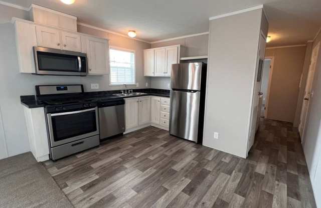 2402 Catalpa St photos photos 2402 Catalpa St photos photos
