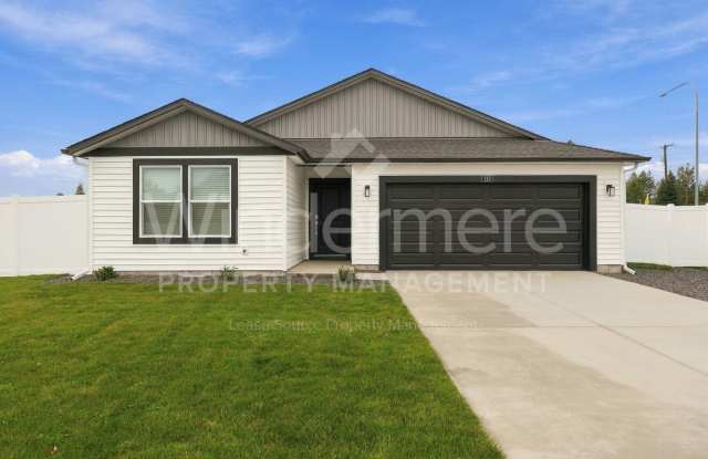 Charming Deer Park Home Gallery 1
