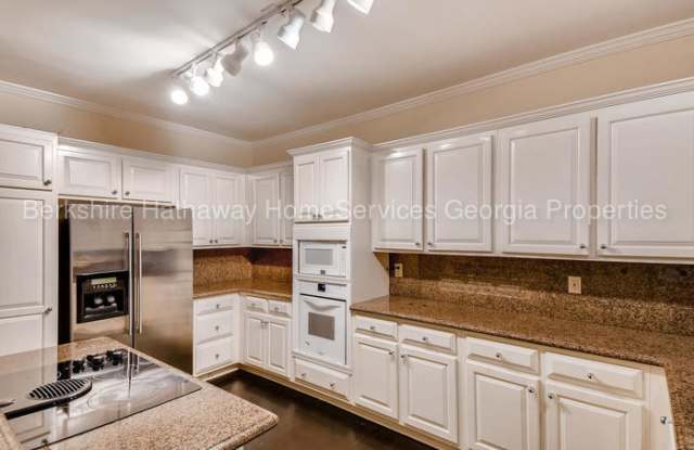 3748 Ashford Point Gallery 3