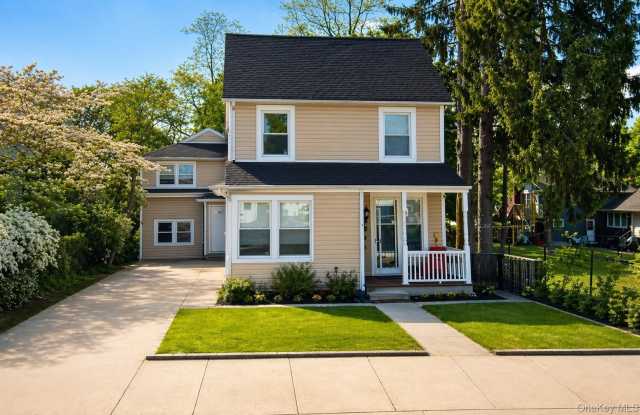 46 Dawson Avenue photos photos