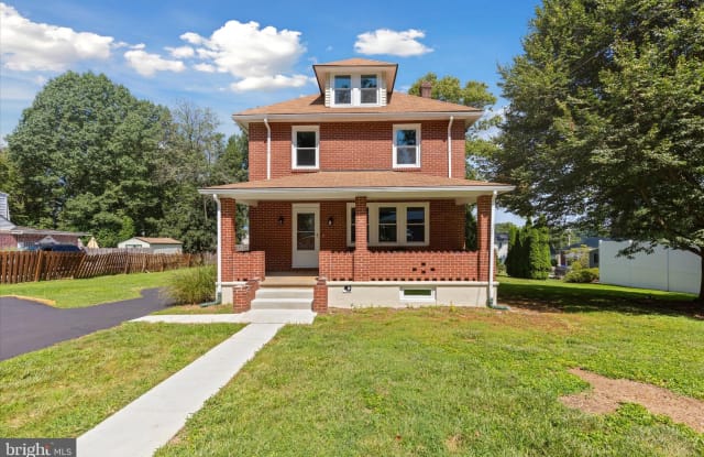 208 CHESTNUT STREET - 208 Chestnut Street, Delaware County, PA 19073