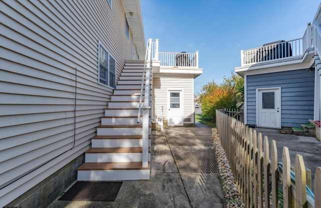 111 W Inlet Road Gallery 2