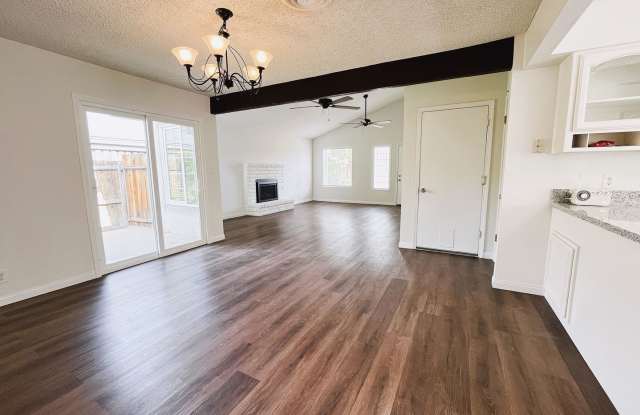 Turnkey 3-Bedroom Home with Modern Upgrades  Huge Backyard in Quiet Cul-de-Sac photos photos Turnkey 3-Bedroom Home with Modern Upgrades  Huge Backyard in Quiet Cul-de-Sac photos photos