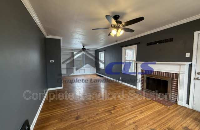 2116 Poplar Street Gallery 1
