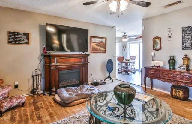 2 bedroom 1 bathroom house in Wolfforth! photos photos