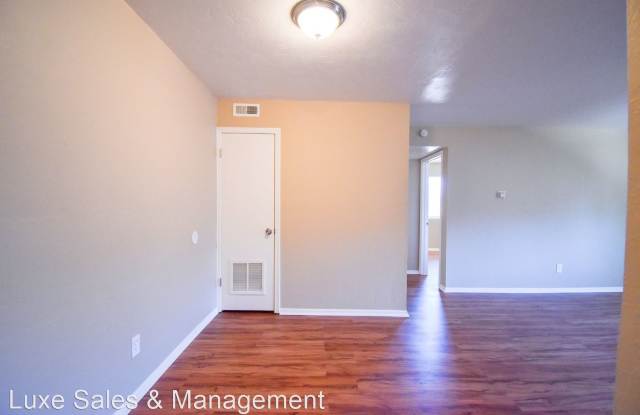 6030 Northwest Expressway Unit C Gallery 3
