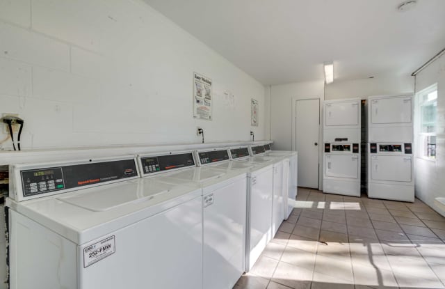 Square One Apartment Homes Gallery 3