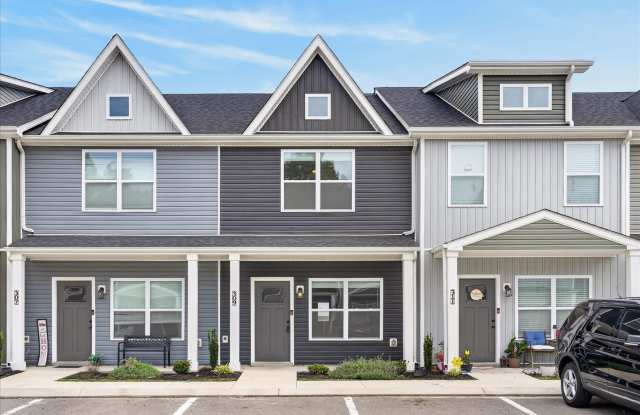 Pet Friendly Two Bedroom! Gallery 1