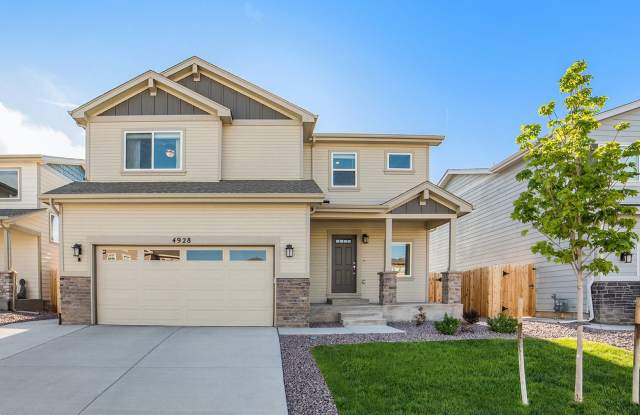 Gorgeous 4-Bedroom Home with Walkout Basement - 4928 Wolf Moon Drive, Security-Widefield, CO 80911