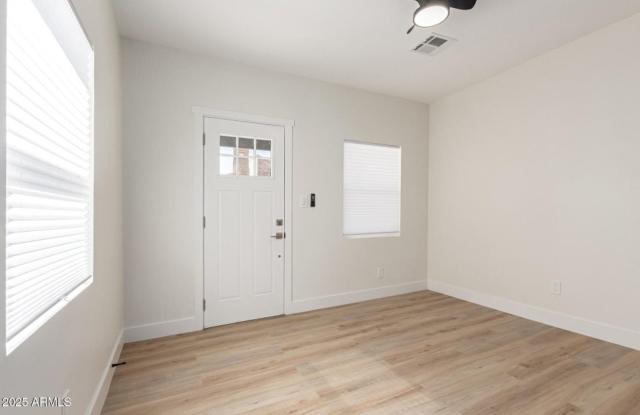 ***1 month Free! Stylish 1 bed 1 bath*** photos photos
