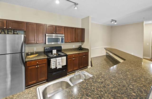 Odyssey Lake Apartments photos photos Odyssey Lake Apartments photos photos