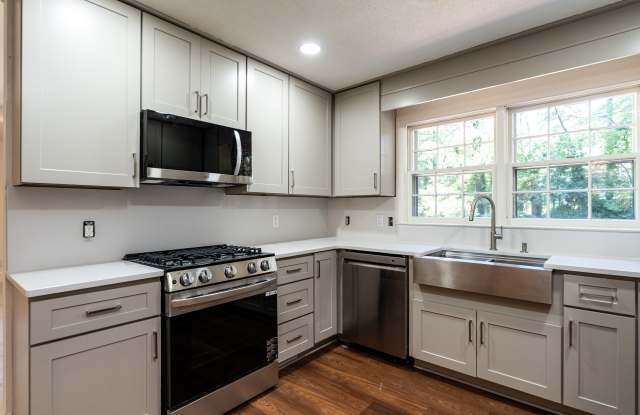 4718 Rembert Drive photos photos