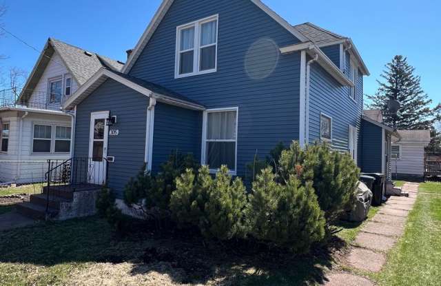 AVAILABLE AUGUST 1 - Spacious 3+ Bedroom Home photos photos