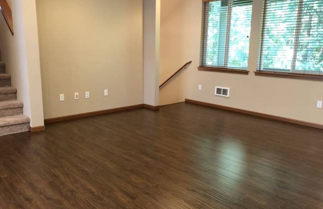 23815 Cedar Ct #1 Gallery 4