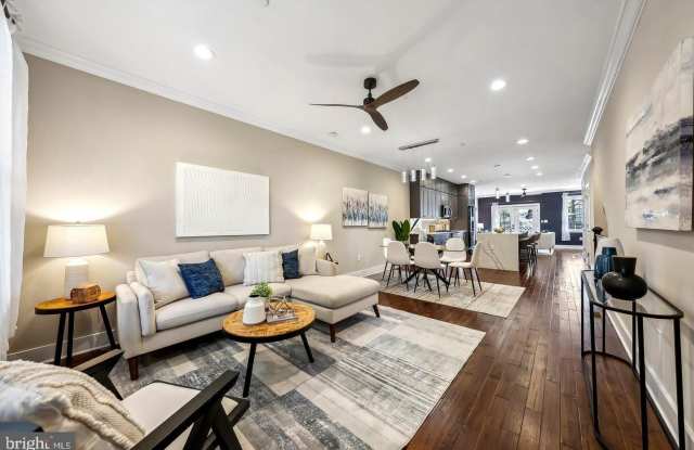 1213 HOLBROOK Street NE photos photos