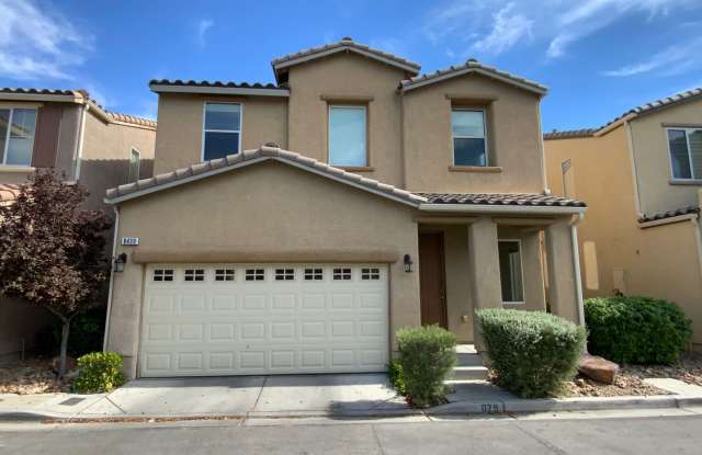 NW AREA -CHARMING 2 STORY WITH OPEN FLOOR PLAN Gallery 1