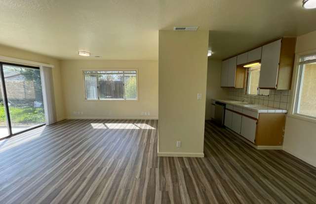 1530 Overholtzer Dr Gallery 2