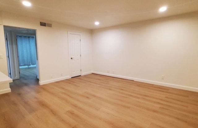 2121 Oceanus Lane photos photos