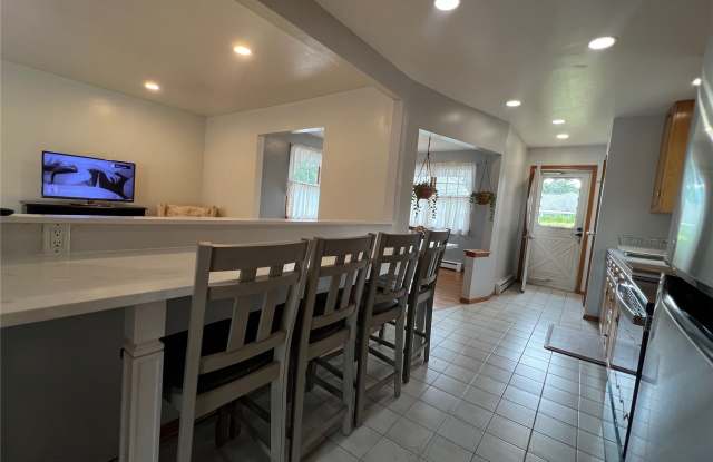 56 Nehring Avenue - 56 Nehring Avenue, Babylon, NY 11702