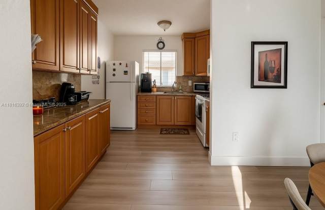 2760 W 61st Pl photos photos