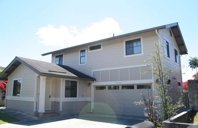 Mililani Mauka - 3 Bedroom, 2.5 Bath, 2 Parking Home located in Cul-de-Sac ! photos photos