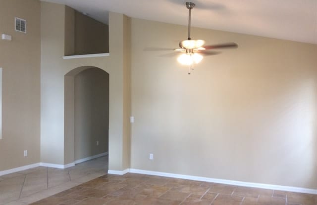 4614 Newbourne Way - 4614 Newbourne Way, Valrico, FL 33594