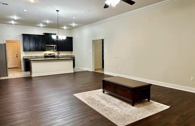 18176 OLD RESERVE Gallery 3
