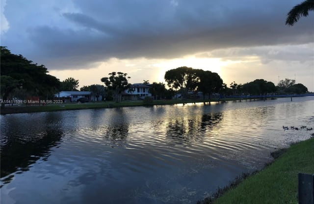 17970 NE 12th Ave - 17970 Northeast 12th Avenue, North Miami Beach, FL 33162