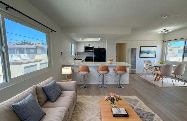 1535 Canfield Apartments Gallery 1