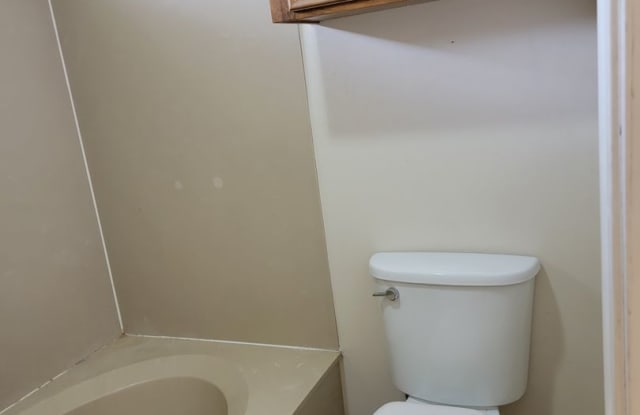 South Bossier 3 Bedroom 2 Bathroom - 1801 Andy Circle, Bossier City, LA 71112
