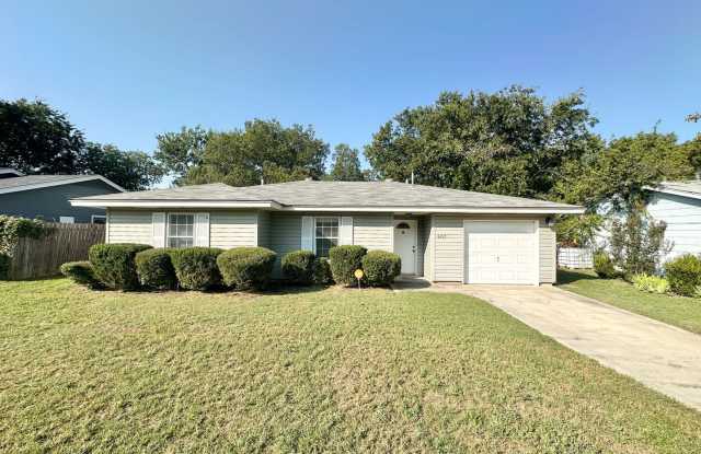 1/2 Off 1st Month! Cozy Home Ready For You! Viewable Now! photos photos