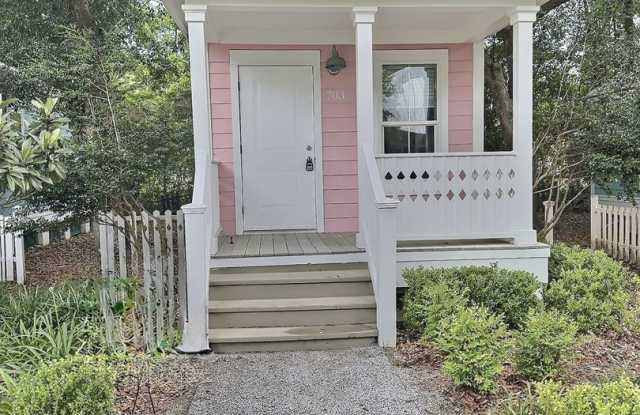 Charming Coastal Cottage in the Heart of Downtown Ocean Springs – Walk to Everything! photos photos