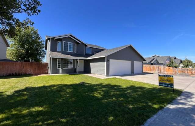 8216 Quatsino Dr photos photos