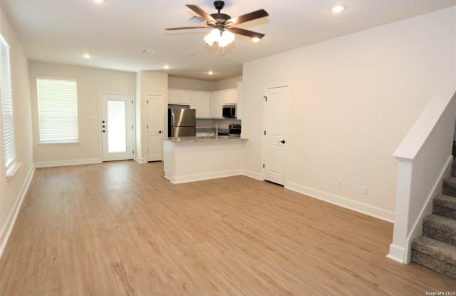 10348 Lynwood Creek Gallery 1