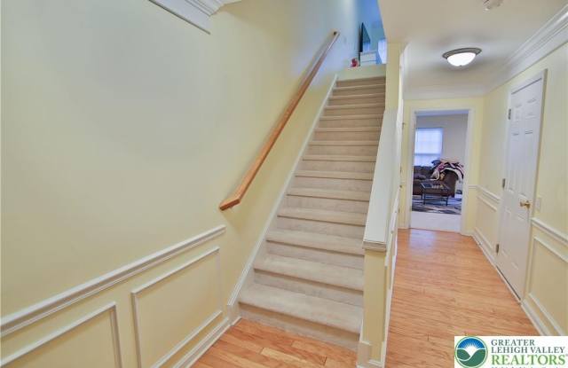 5293 Chandler Way Gallery 4