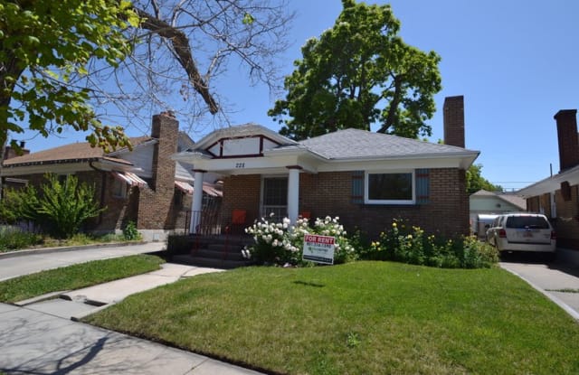 228 East Ramona Ave - 228 E Ramona Ave, Salt Lake City, UT 84115