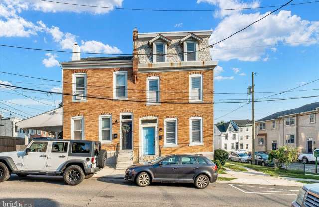 205 HERMITAGE Street photos photos