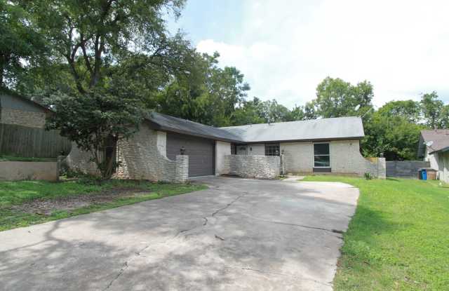 Updated 4-Bedroom, 3-Bath Home on Quiet Cul-de-Sac in University Hills – Large Lot Next to Private Neighborhood Pond - 6606 Betty Cook Drive, Austin, TX 78723