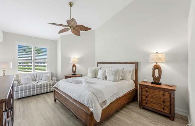 Gorgeous 3/2 Condo in Lexington Country Club - 16441 Millstone Circle, Lee County, FL 33908