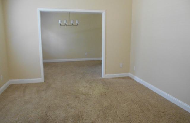 2755 SEBASTIAN CT Gallery 2