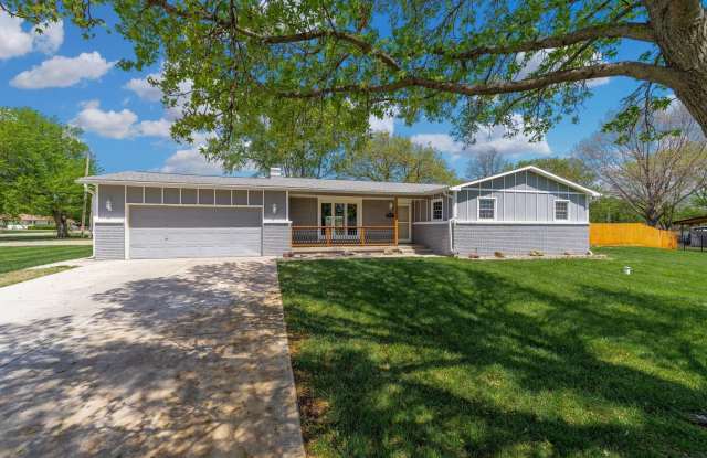 14320 W Taft St photos photos