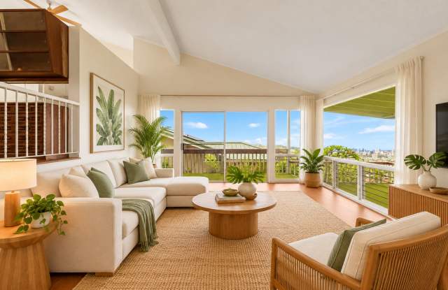 Elevated Living: A Private Retreat in Waialae Nui Ridge Gallery 1