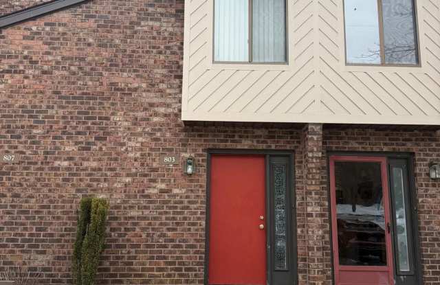 803 MOUNTAINVIEW Drive unit: 803 photos photos