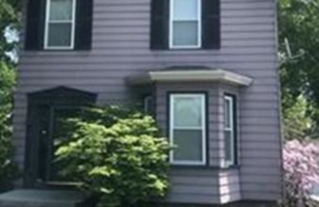 69 Elm St - 69 Elm Street, Woburn, MA 01801